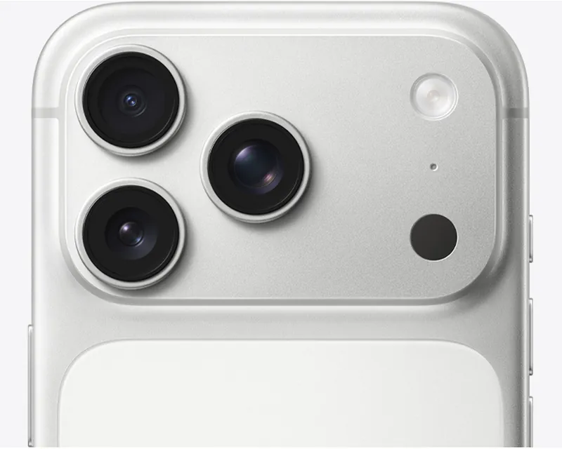 iPhone 17 Pro 1TB Silver — US version — Photo 2 of 3
