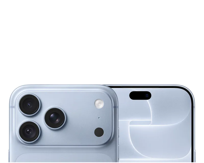 iPhone 18 Pro Max 1TB Glacier — US version — Photo 3 of 3